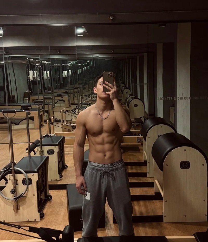 trai đẹp 6 múi 3