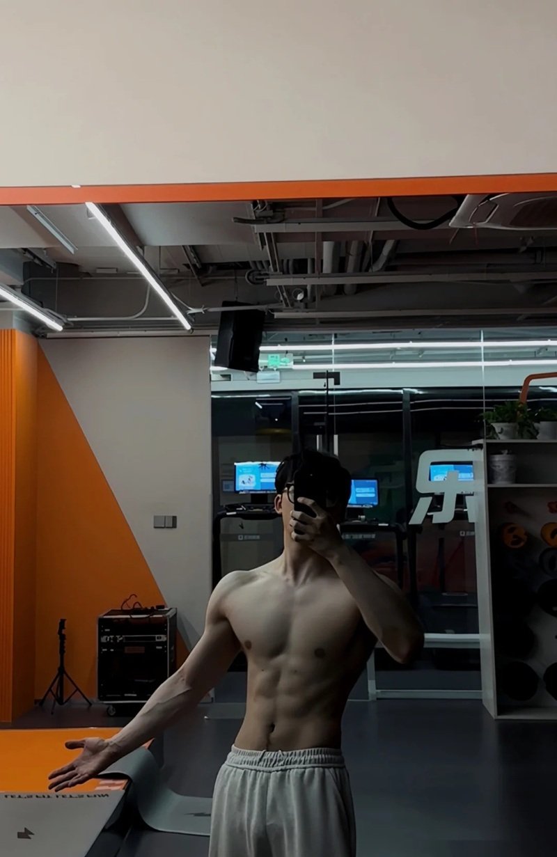 trai đẹp 6 múi 37