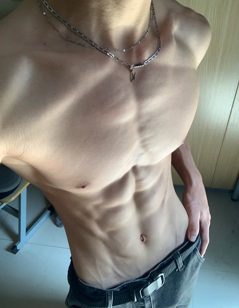 ảnh trai đẹp sáu múi 40