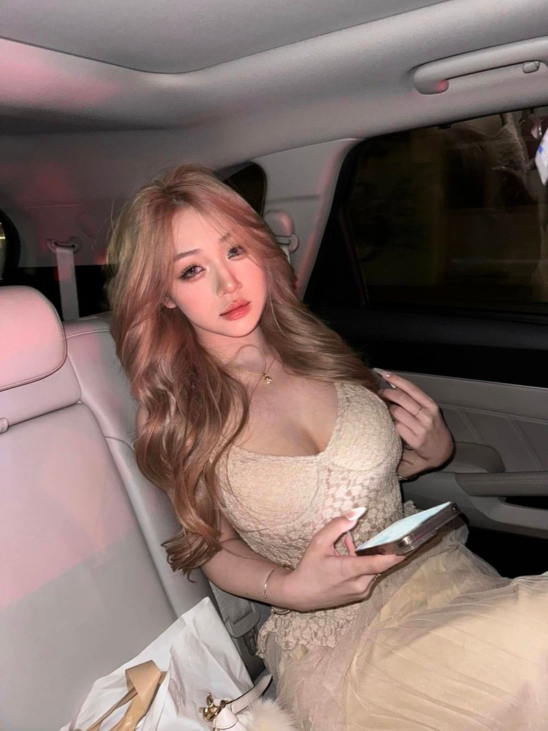 ảnh hot girl Trần Hà Linh 2